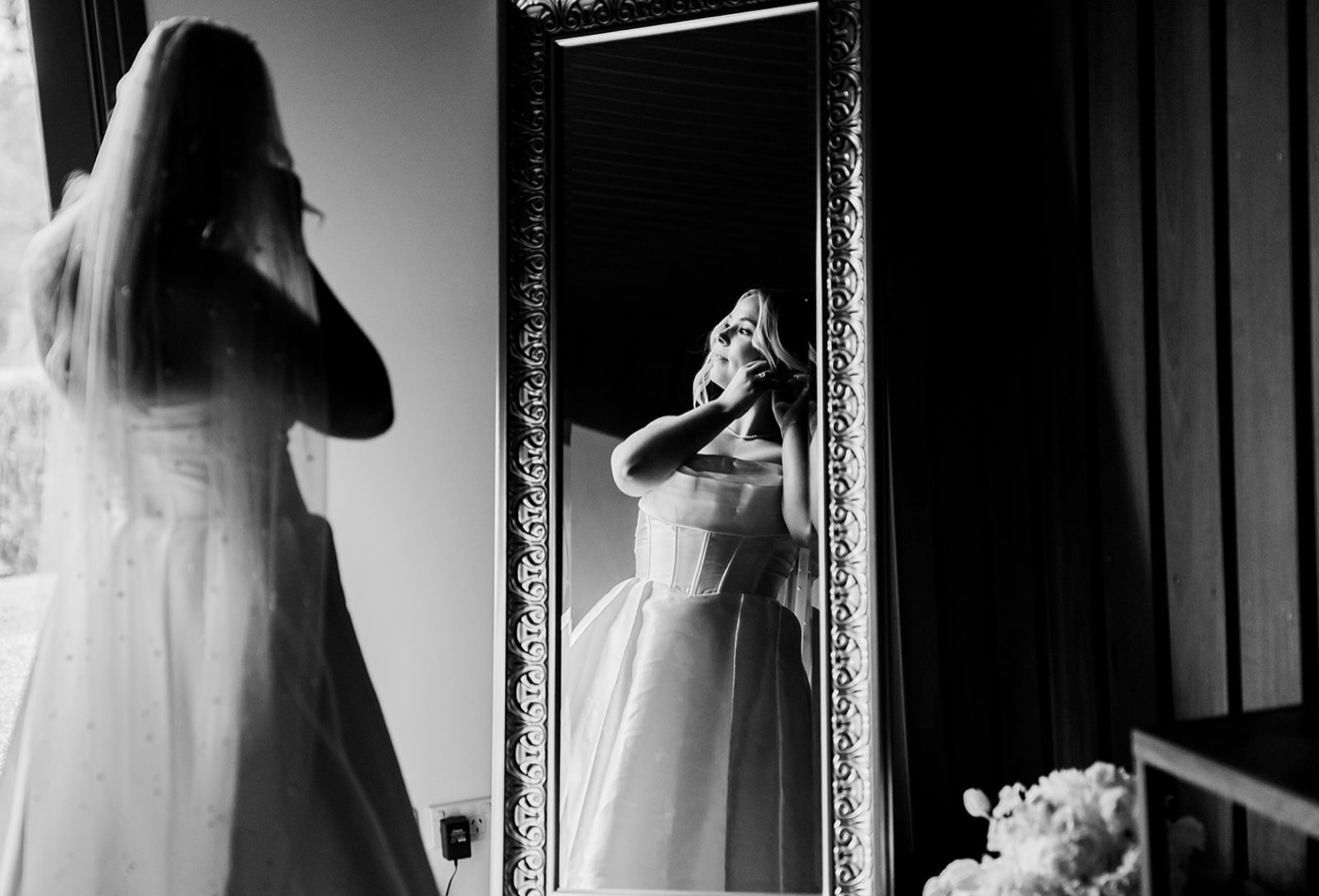 Bride in the mirror, black and white